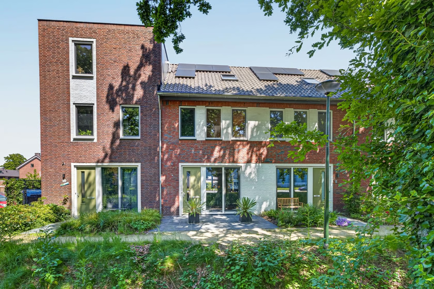 Tussenwoning Begoniastraat 10 in Son en Breugel