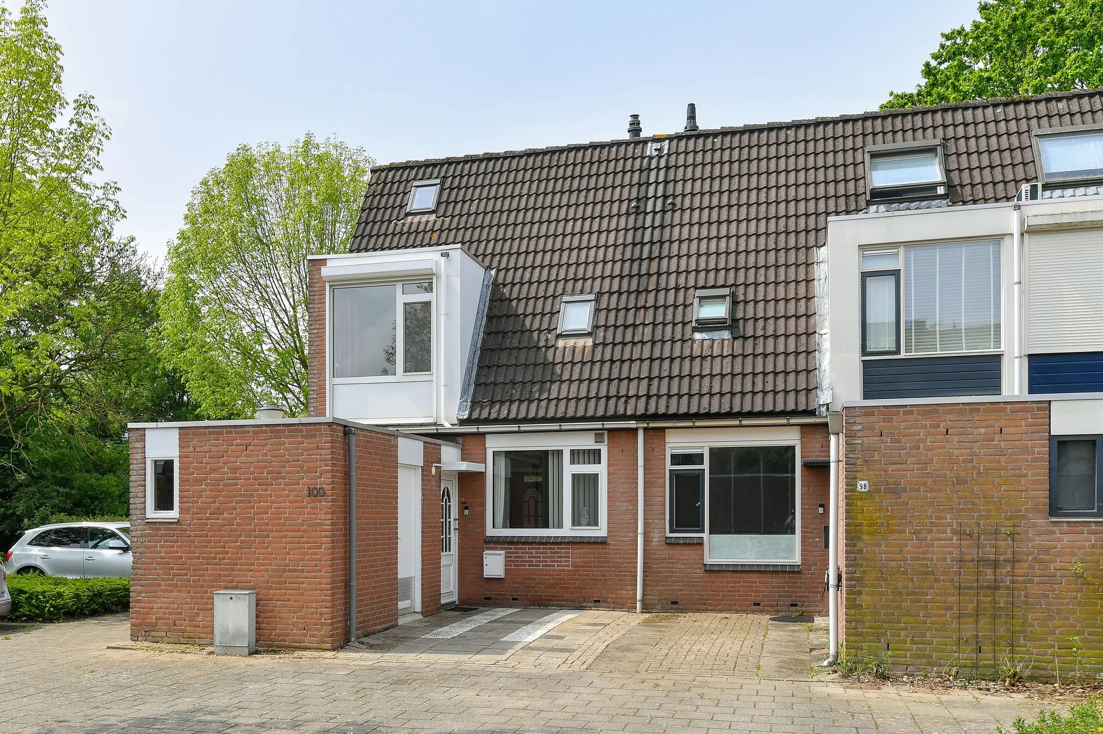 Hoekwoning Aalburgstraat 100 in Arnhem