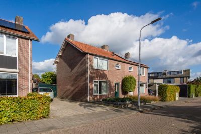 Eengezinswoning, 2-onder-1-kapwoning Rauwbrakenweg 4 in Berkel-Enschot