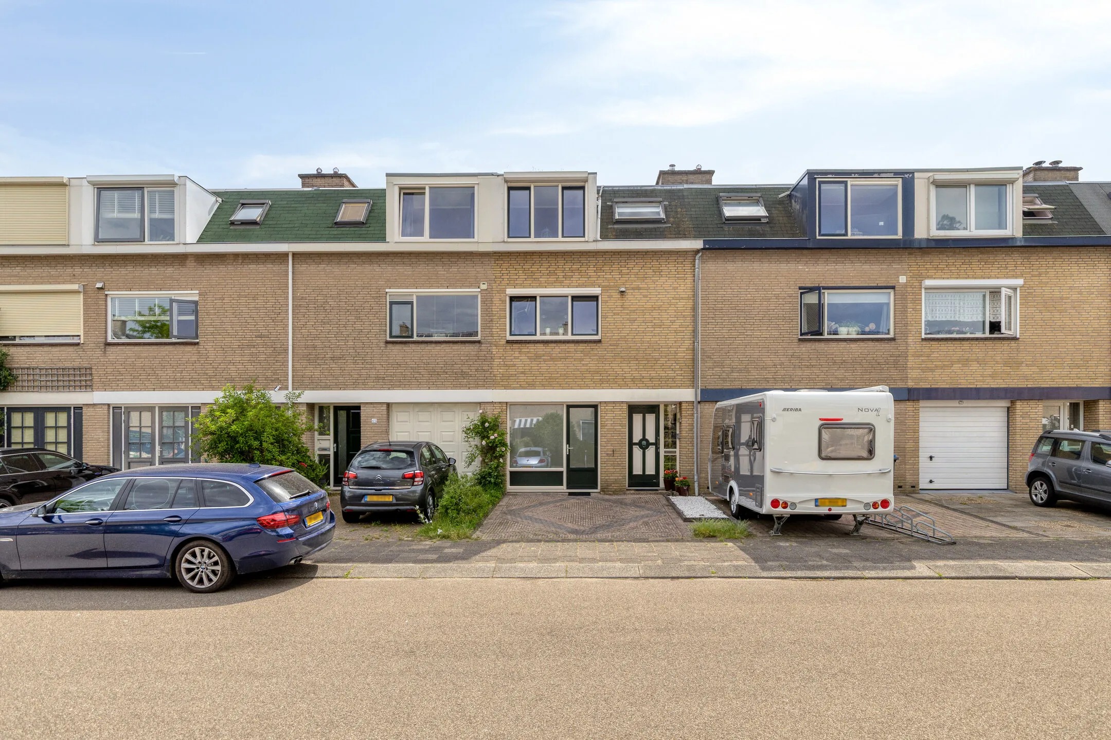 Tussenwoning (drive-in woning) Chopinstraat 67 Lisse