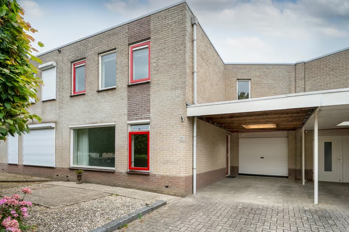 Geschakelde woning Kerkuil 60 in Emmen