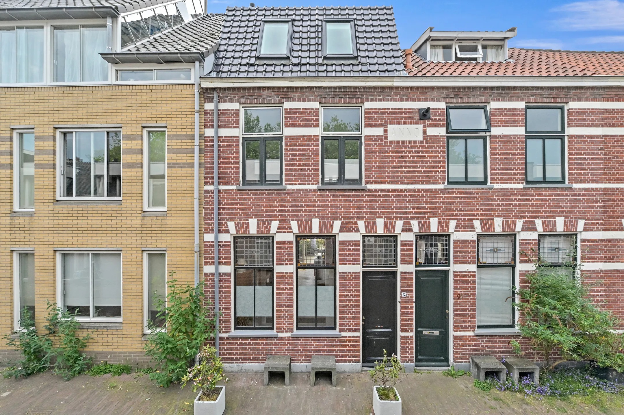 Tussenwoning Doelenstraat 93 in Delft
