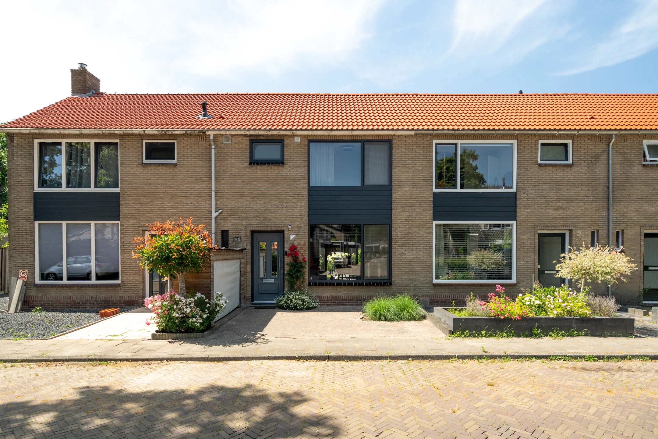 Tussenwoning Dr. Bezoenstraat 5 in Enschede