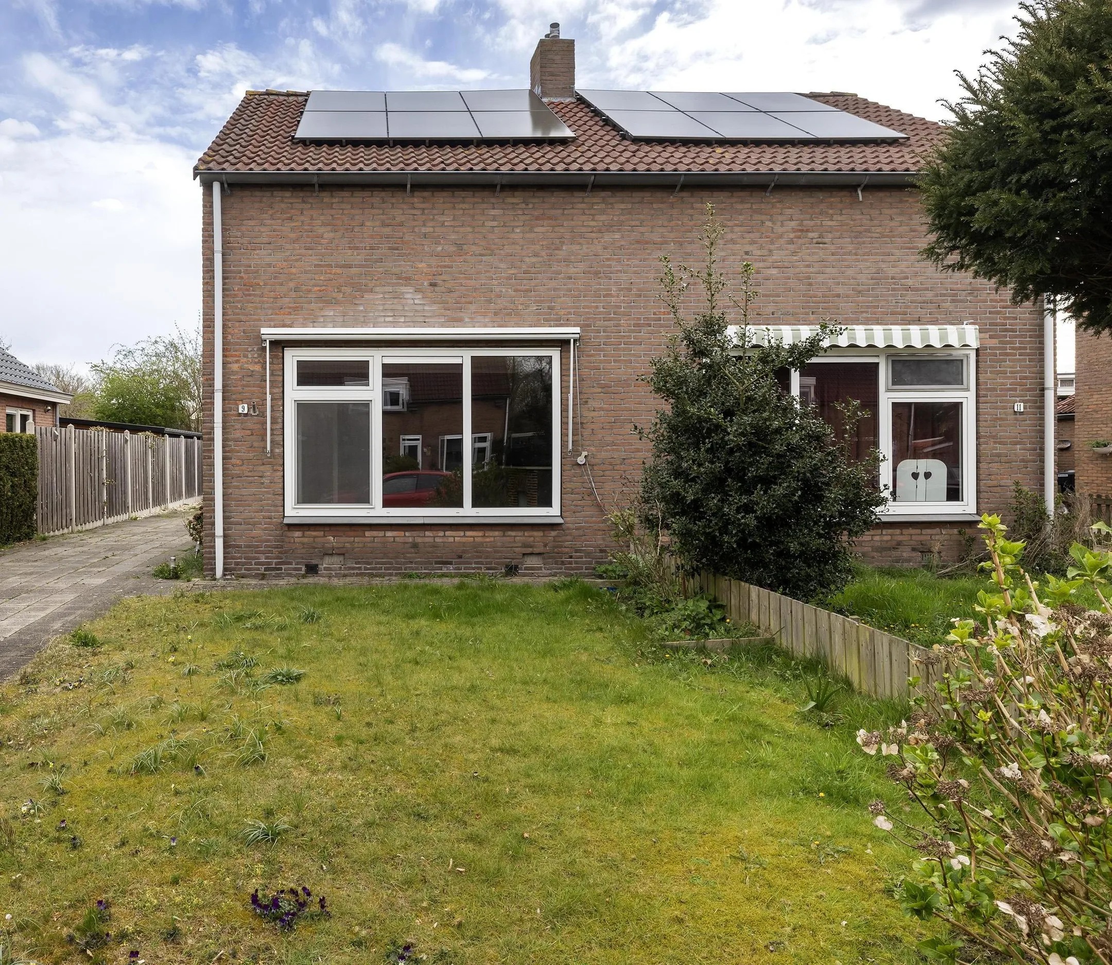 2-onder-1-kapwoning Molenweg 9 in Nieuwehorne