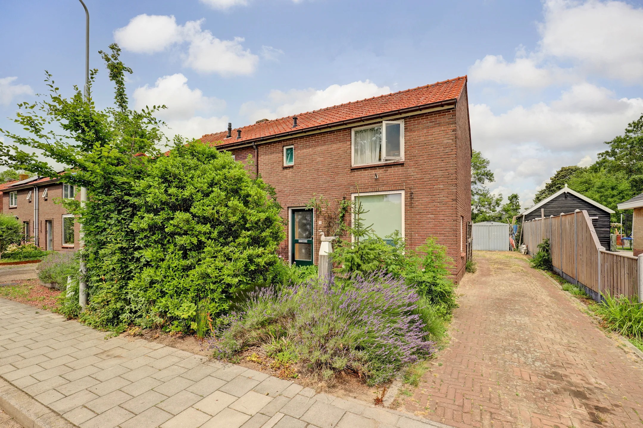 2-onder-1-kapwoning Doctor C.J.K. v Aalststr 11 in Aalst