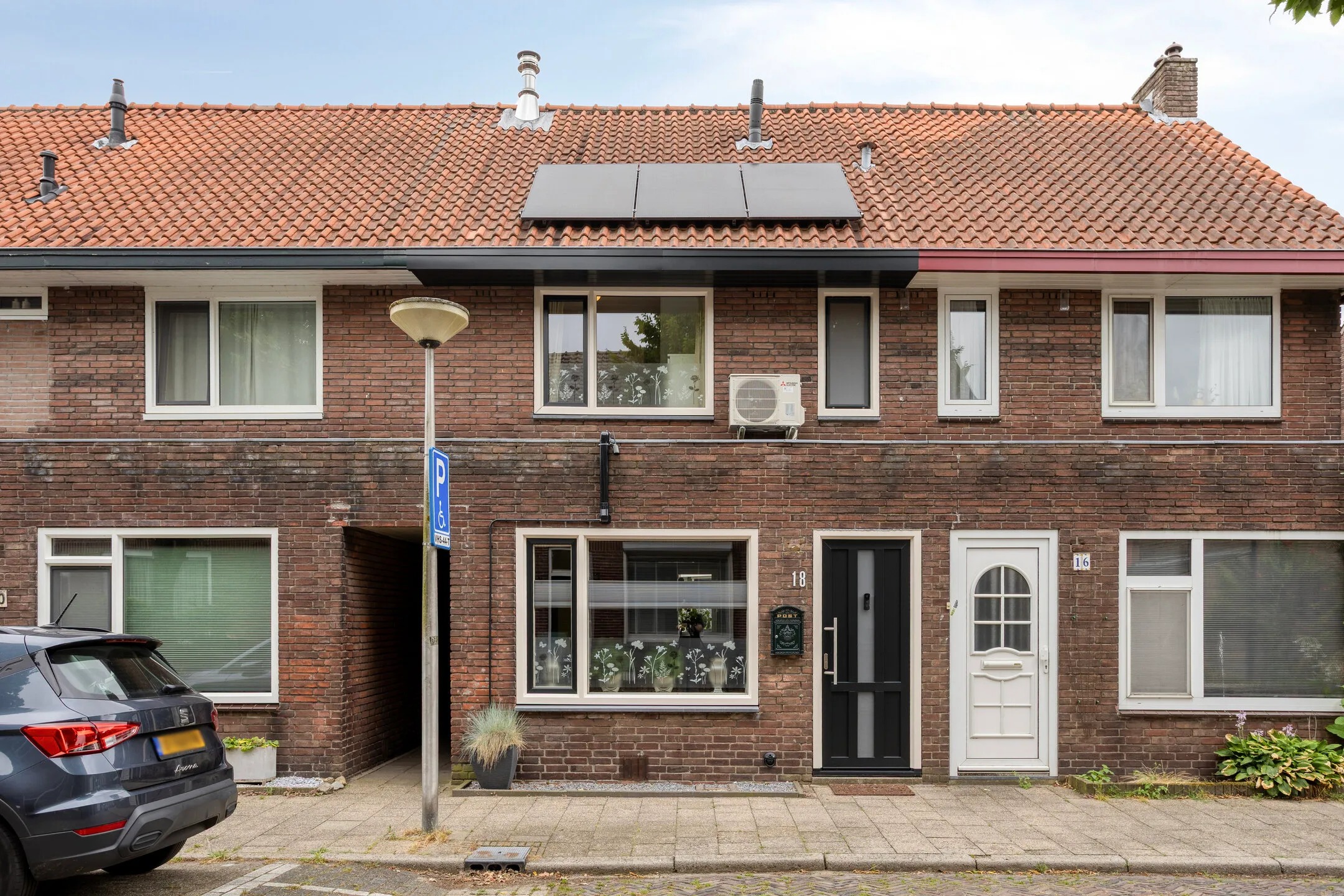 Tussenwoning Lindenweg 18 in Hengelo