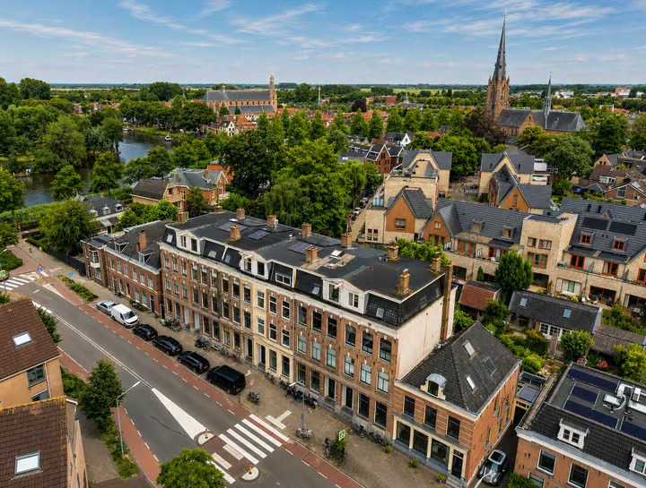 Benedenwoning Herensingel 31 in Weesp