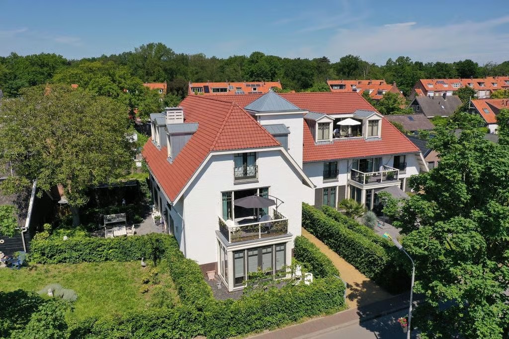 Portiekflat Badlaan 3 B Muiderberg