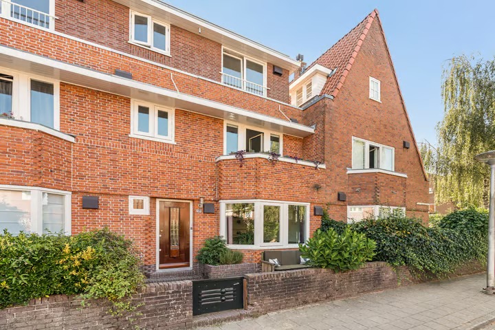 Tussenwoning Margriete van Clevelaan 2 in Amstelveen