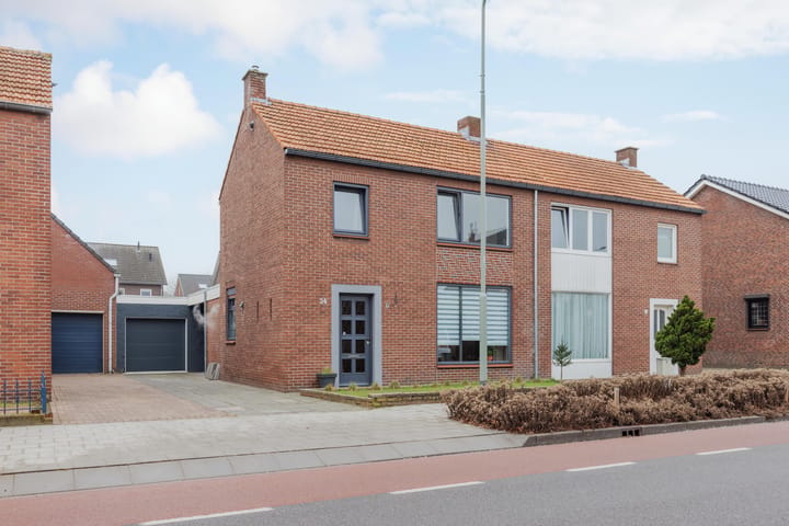 2-onder-1-kapwoning Swolgenseweg 24 in Tienray