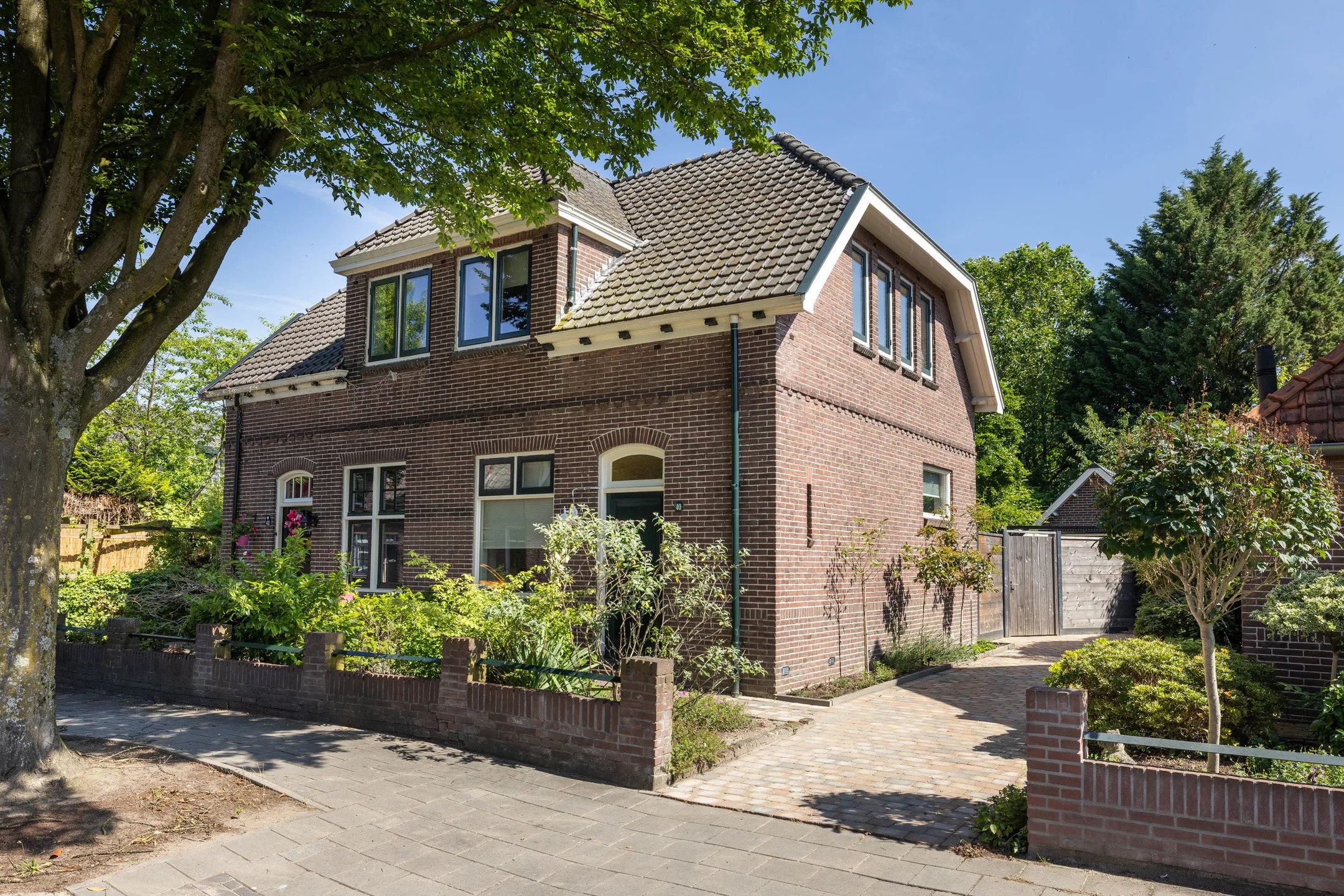 2-onder-1-kapwoning Buitenweg 40 in Hengelo