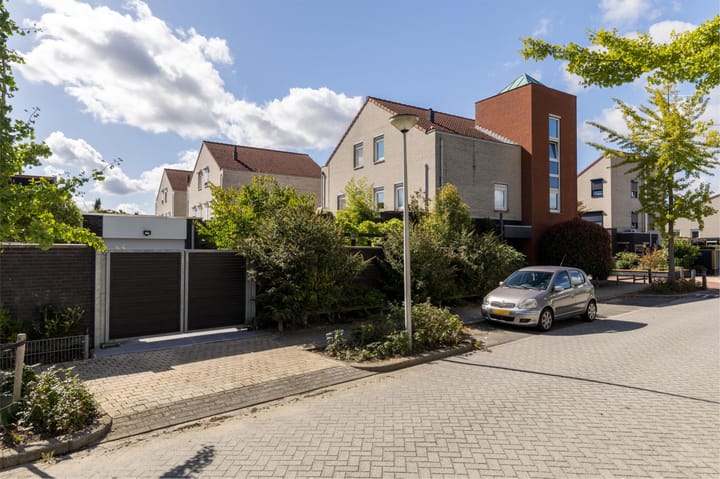 Eengezinswoning, 2-onder-1-kapwoning Schepenenstraat 5 in Kerkrade