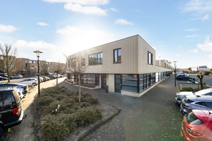 Hoekwoning Slangekruid 145 in Monster