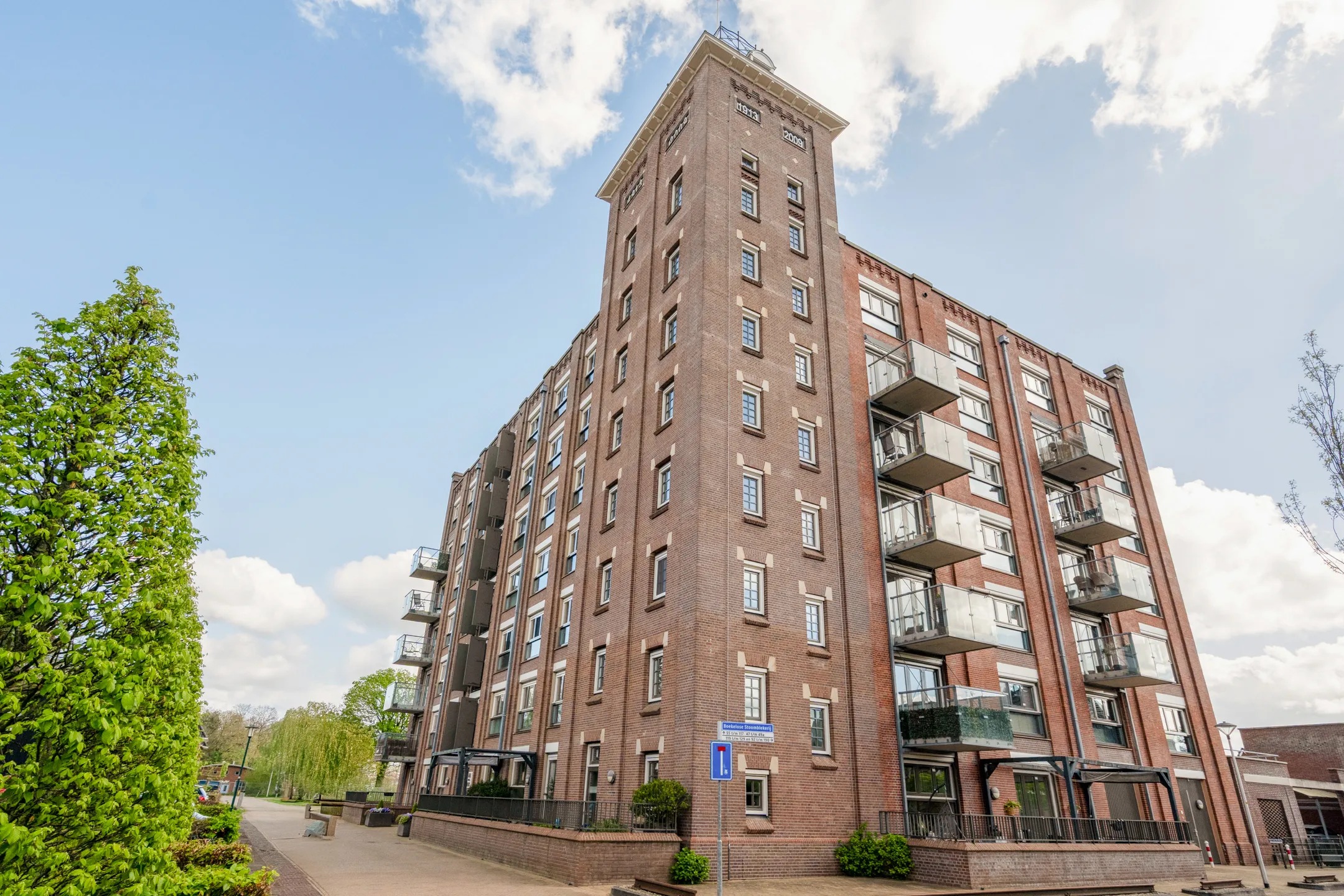 Portiekwoning Boekelose Stoomblekerij 69 in Enschede