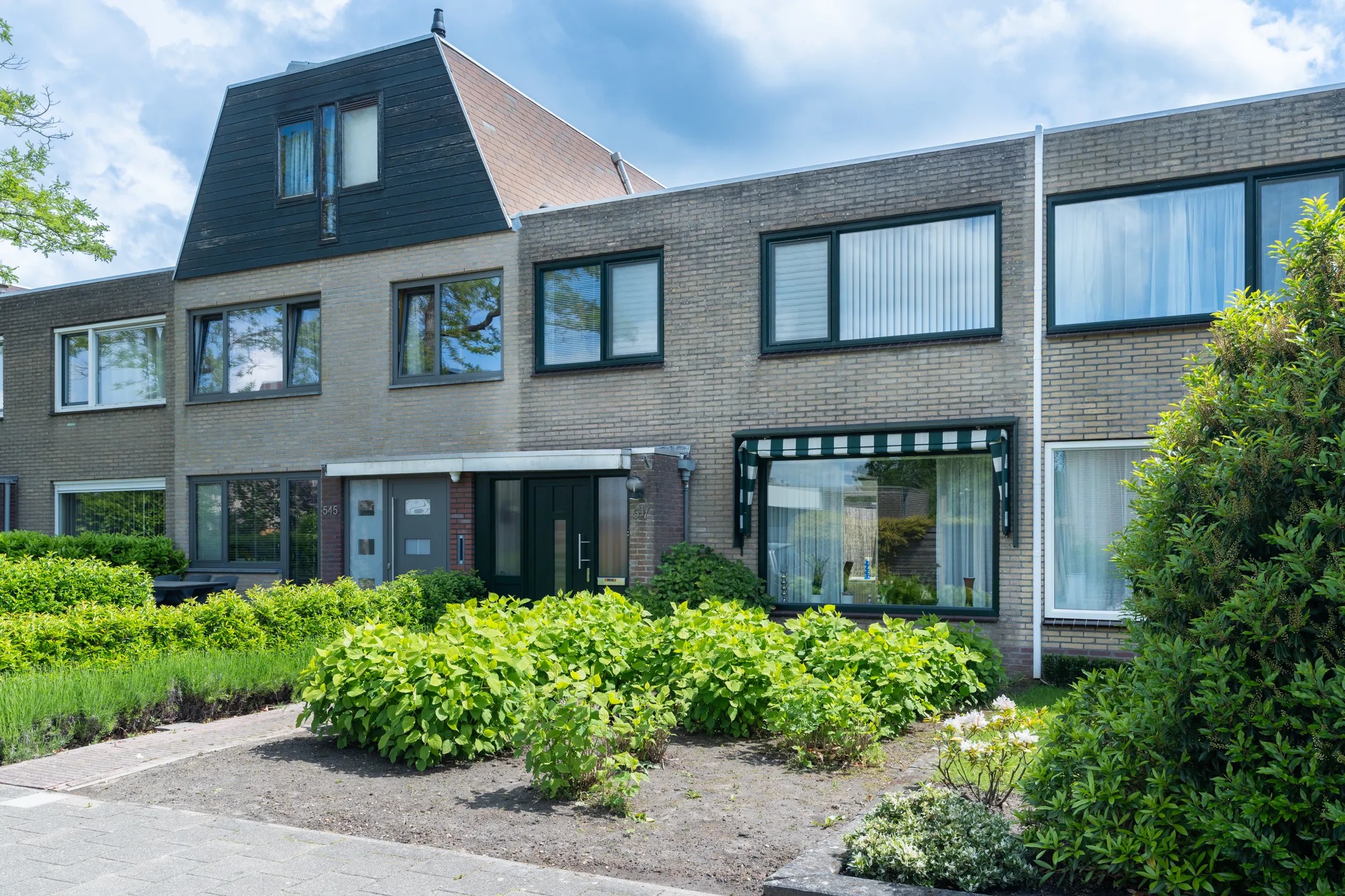 Tussenwoning Van den Berghlaan 547 in Hoofddorp