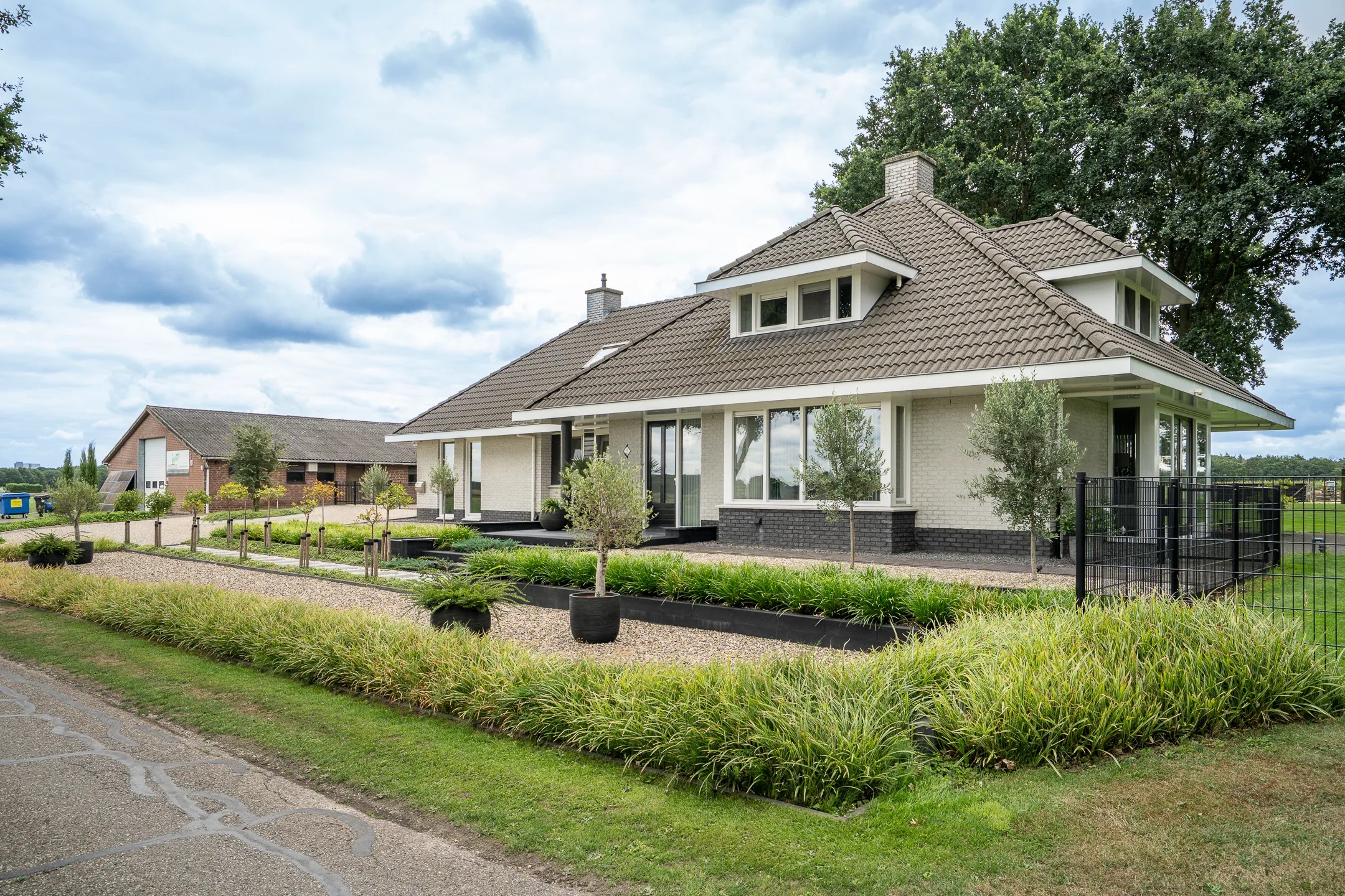Vrijstaande woning (bedrijfs- of dienstwoning) Carmelietenstraat 4 in Smakt