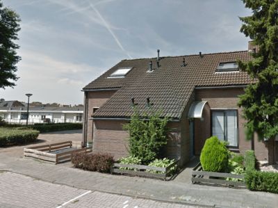 Eengezinswoning, geschakelde woning Loonsevaert 18 in Kaatsheuvel
