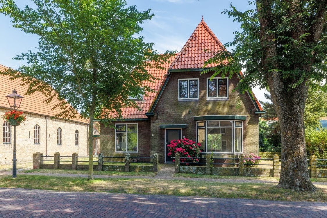 Vrijstaande woning Camminghastraat 12 in Ballum