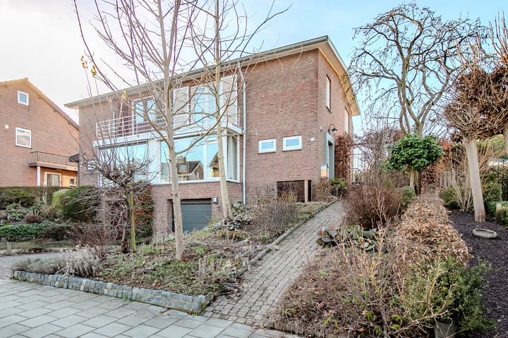 Halfvrijstaande woning Retersbeekstraat 7 in Landgraaf