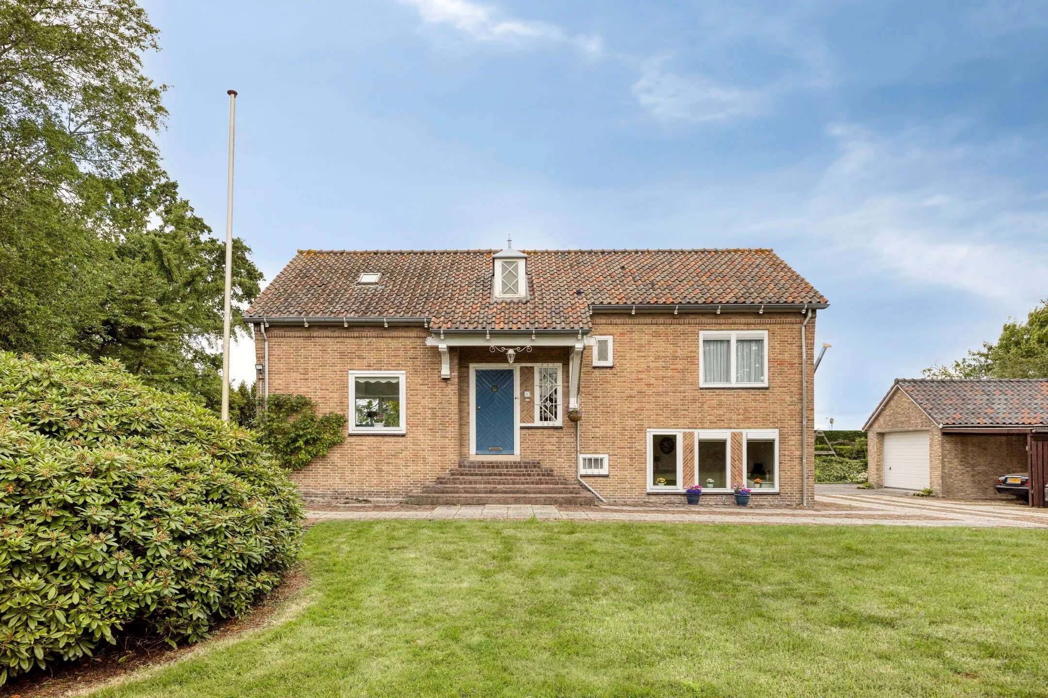 Vrijstaande woning (split-level woning) Maassluiseweg 17 in Maasland