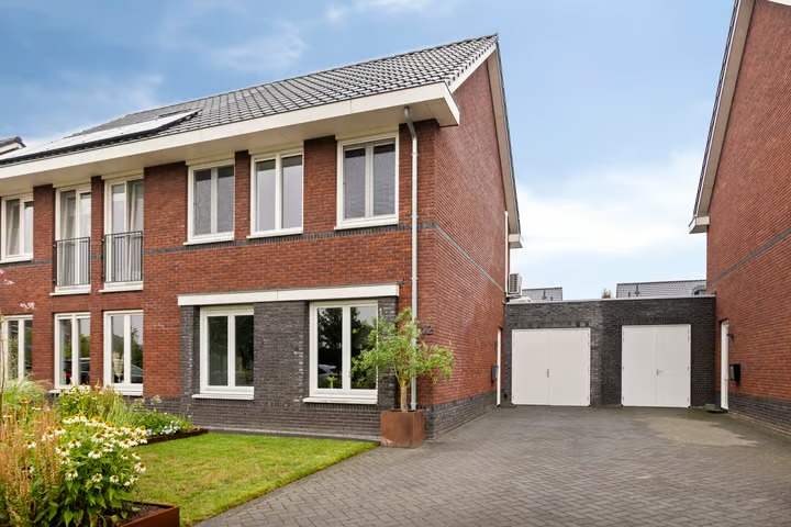 2-onder-1-kapwoning Blekerij 12 in Eibergen