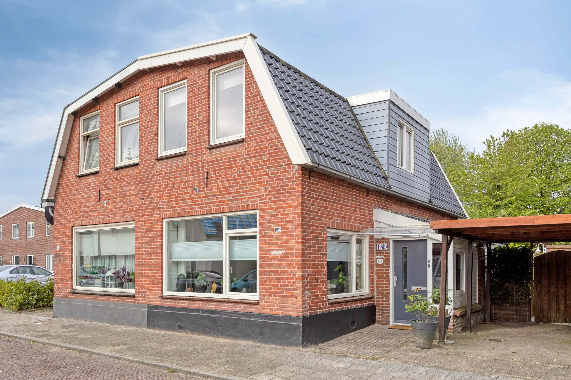 2-onder-1-kapwoning Dennenweg 189 in Enschede