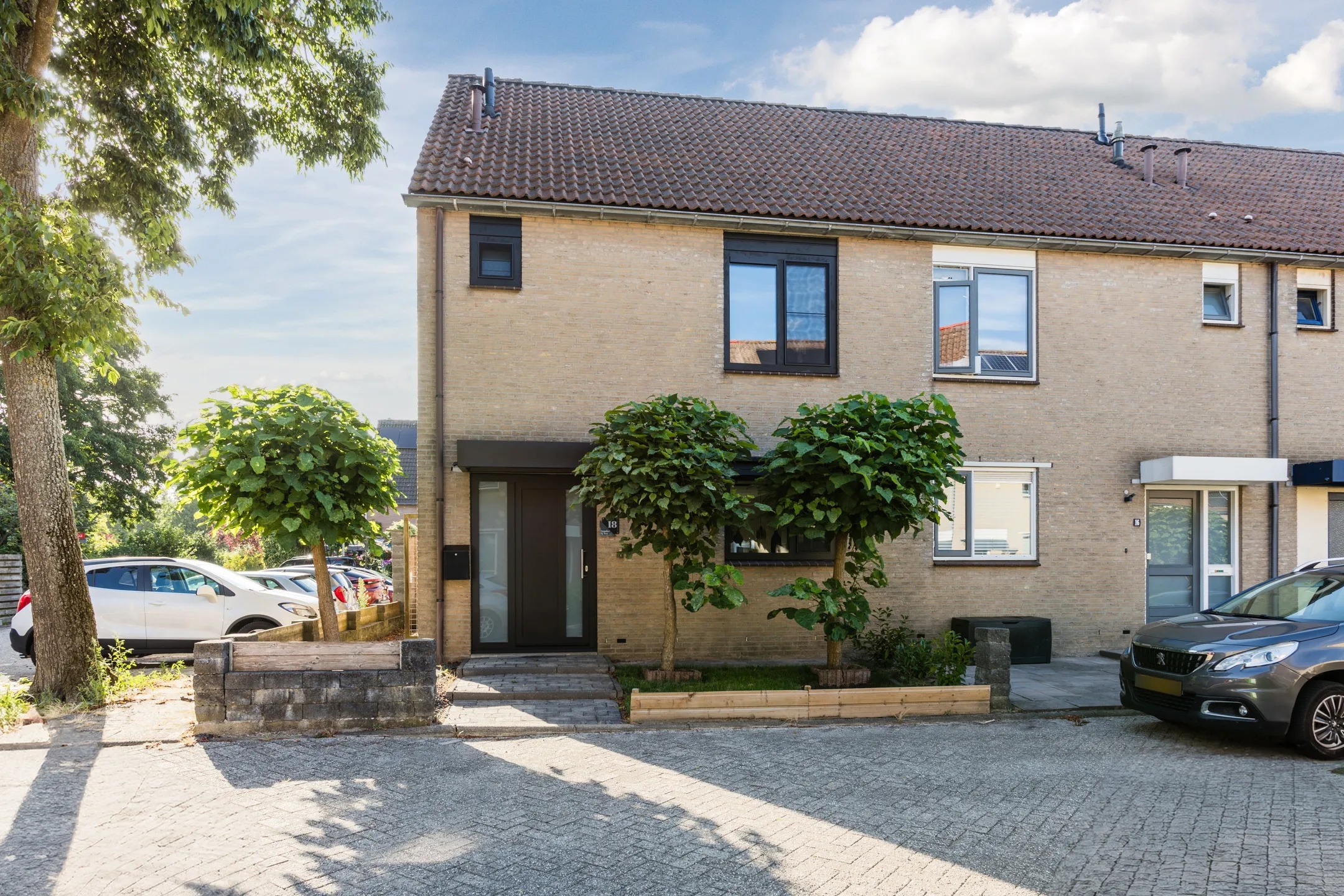Hoekwoning De Praam 18 in Hoogeveen