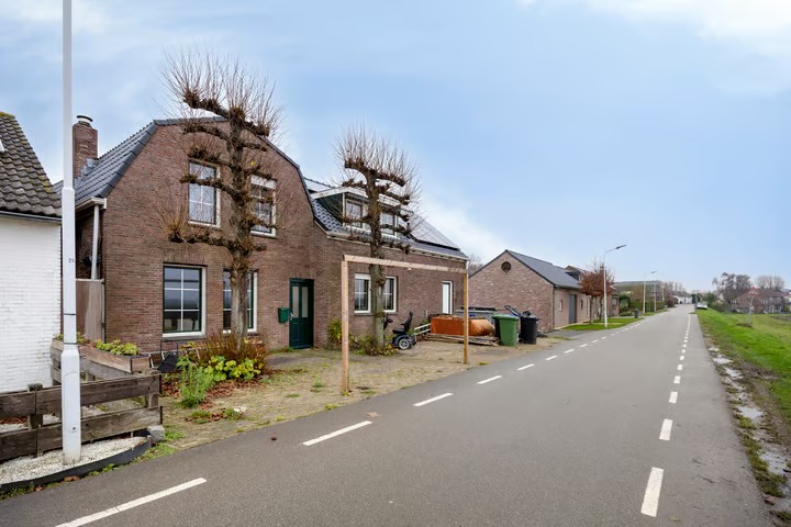 Vrijstaande woning (dijkwoning) Veer 99 Zaamslag