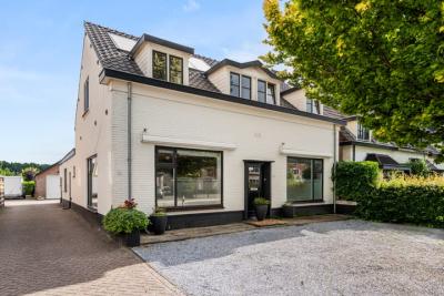 Woonboerderij, vrijstaande woning Dorpsstraat 64 in Renswoude