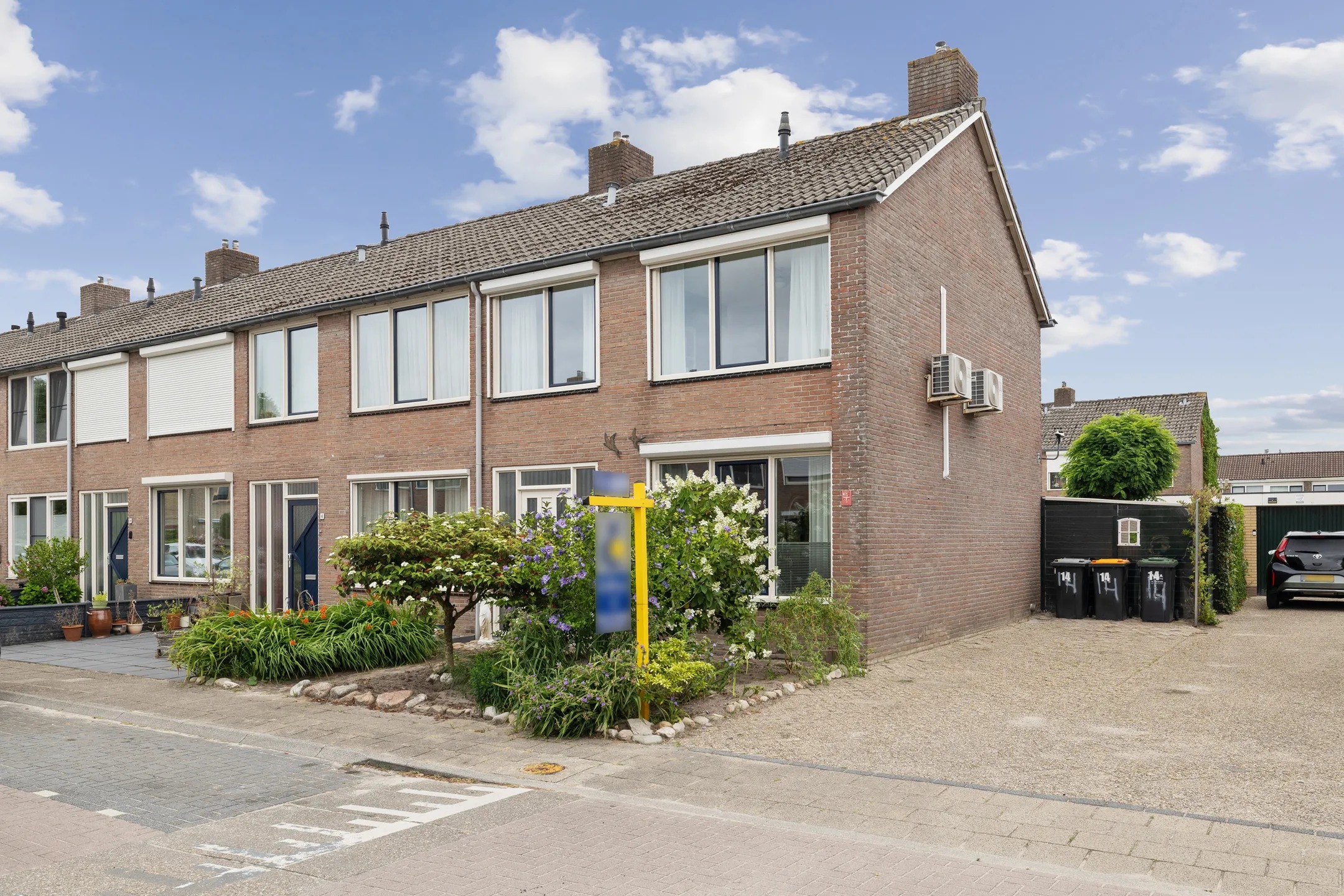 Hoekwoning Jan Naardingstraat 14 in Coevorden