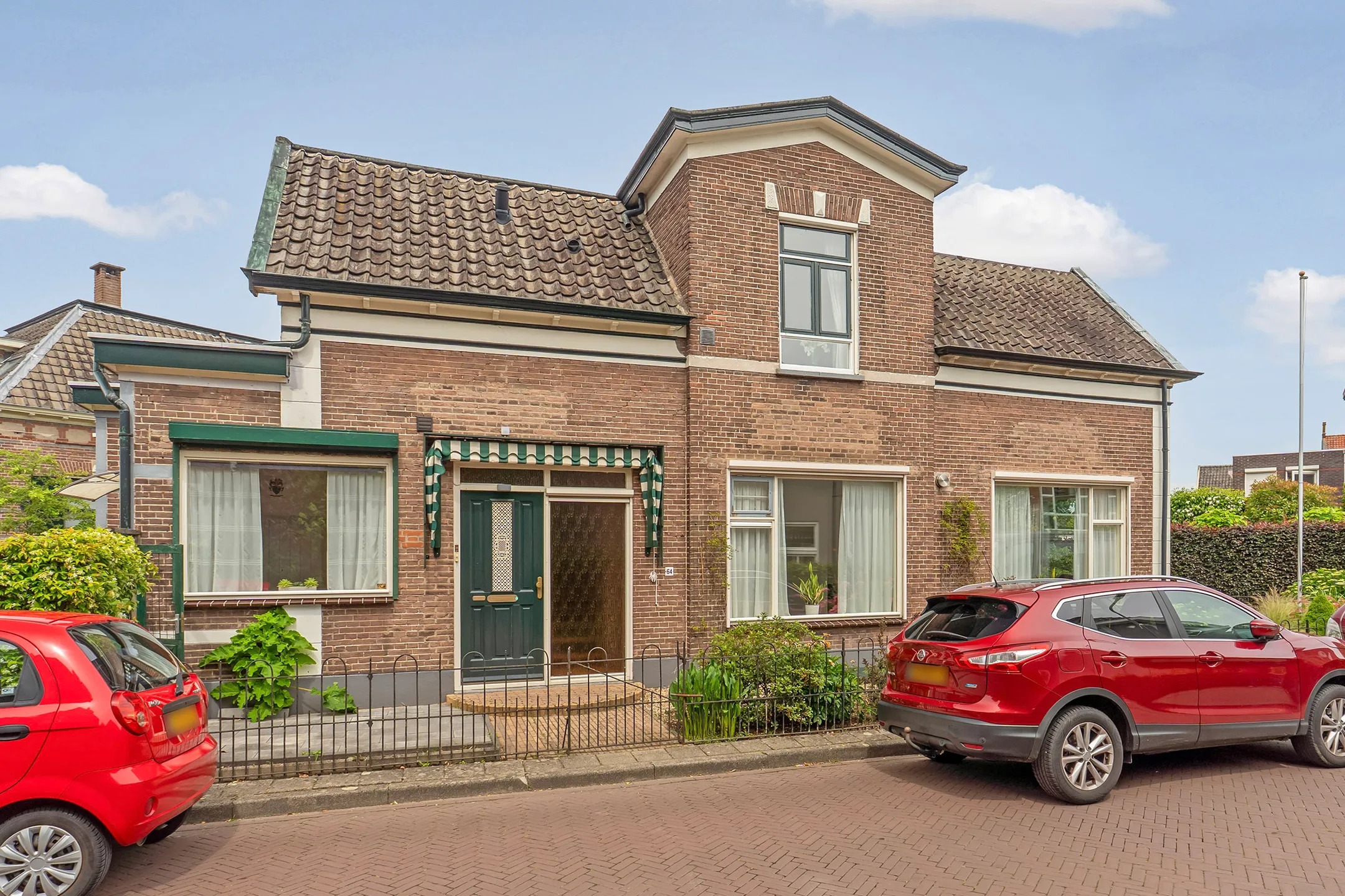 2-onder-1-kapwoning Prinsenstraat 64 in Dieren