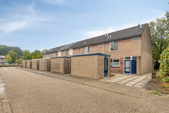 Hoekwoning Lage Veld 102 in Aalten