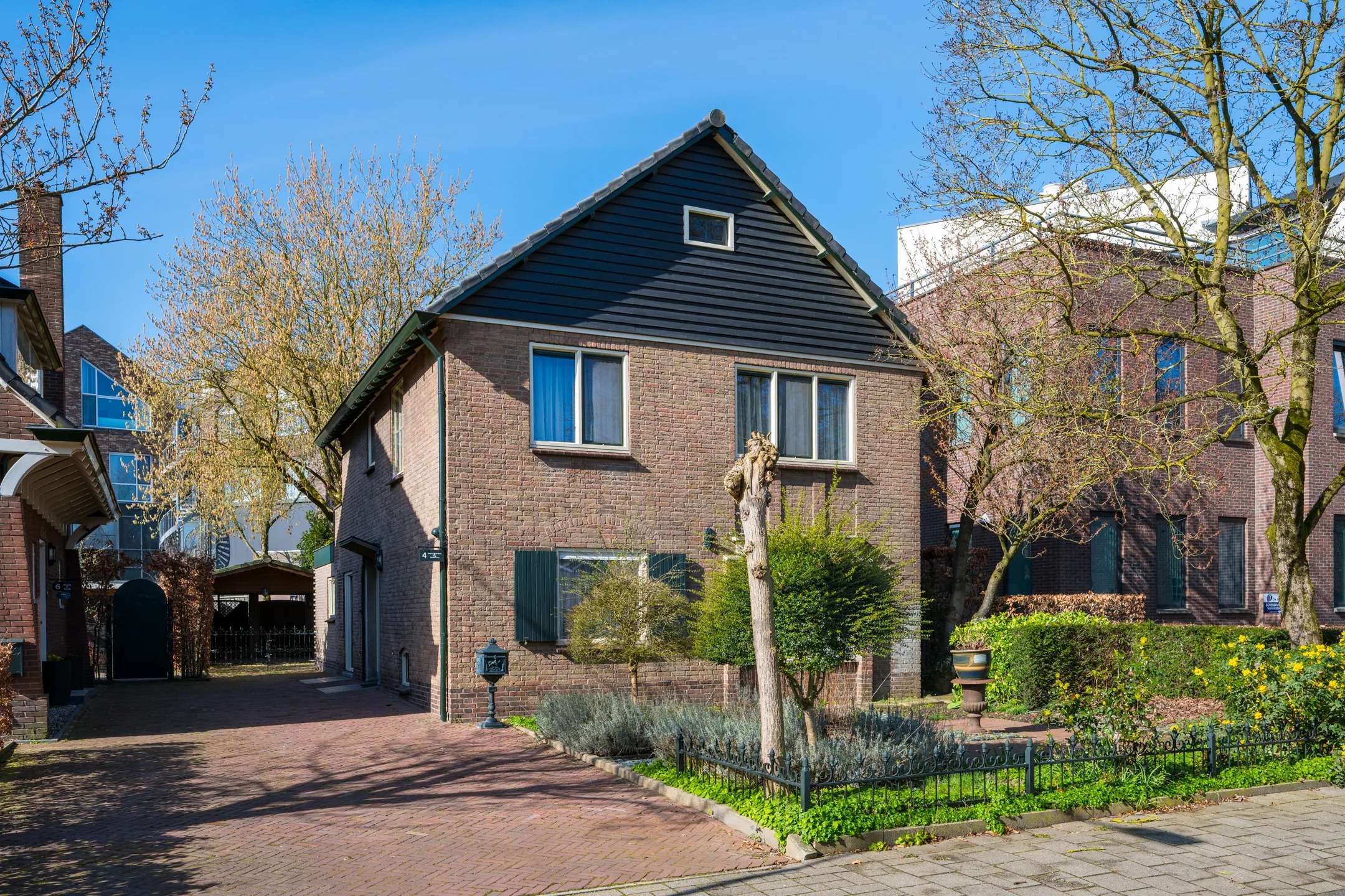 Vrijstaande woning Burgemeester Tenkinkstraat 4 in Doetinchem