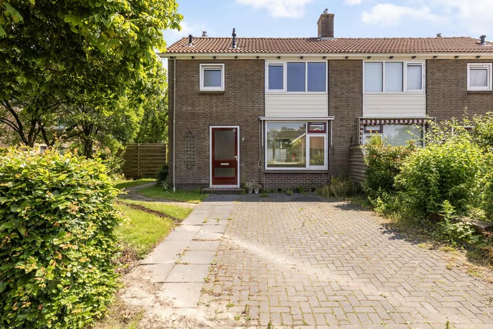 2-onder-1-kapwoning Peinderwei 1 in De Tike
