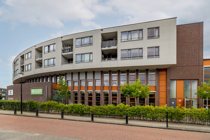 Galerijflat (appartement) Iepenwede 42 Barendrecht