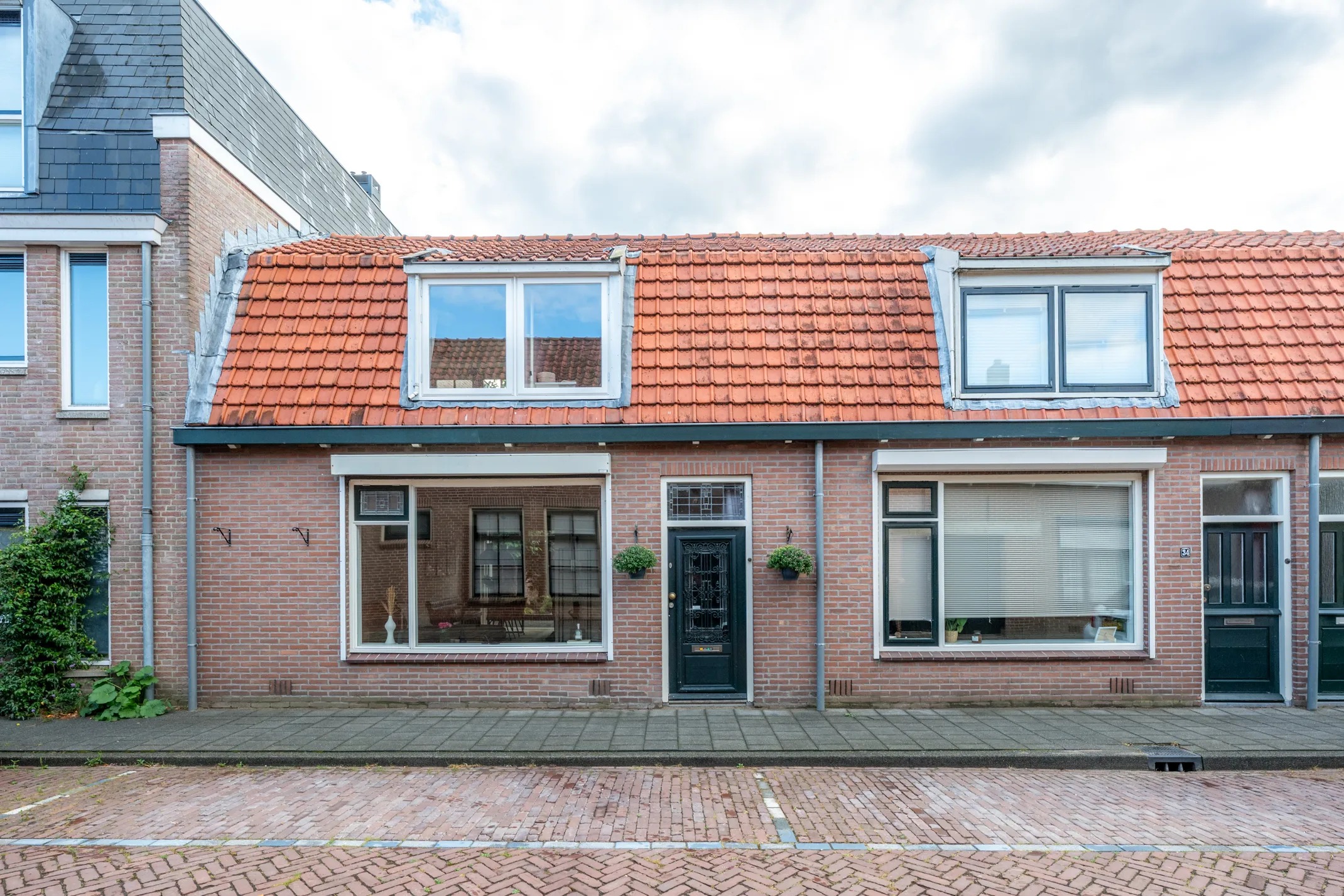 Geschakelde woning Brederodestraat 32 in Vianen