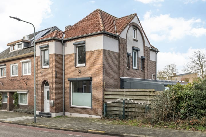Hoekwoning Altaarstraat 91 in Schinnen