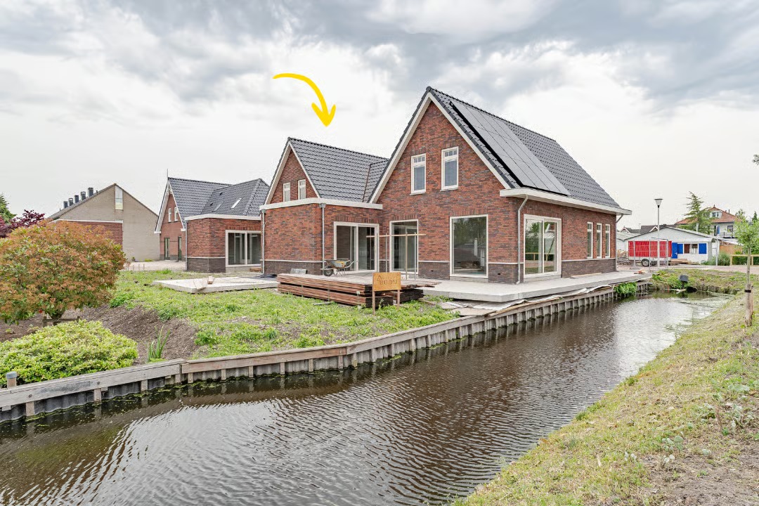 Geschakelde 2-onder-1-kapwoning Moerhoek 13 Boskoop