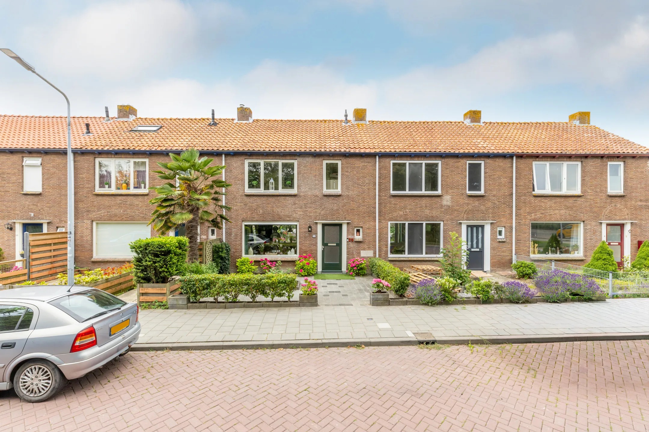 Tussenwoning Weesmolenstraat 29 in Ooltgensplaat