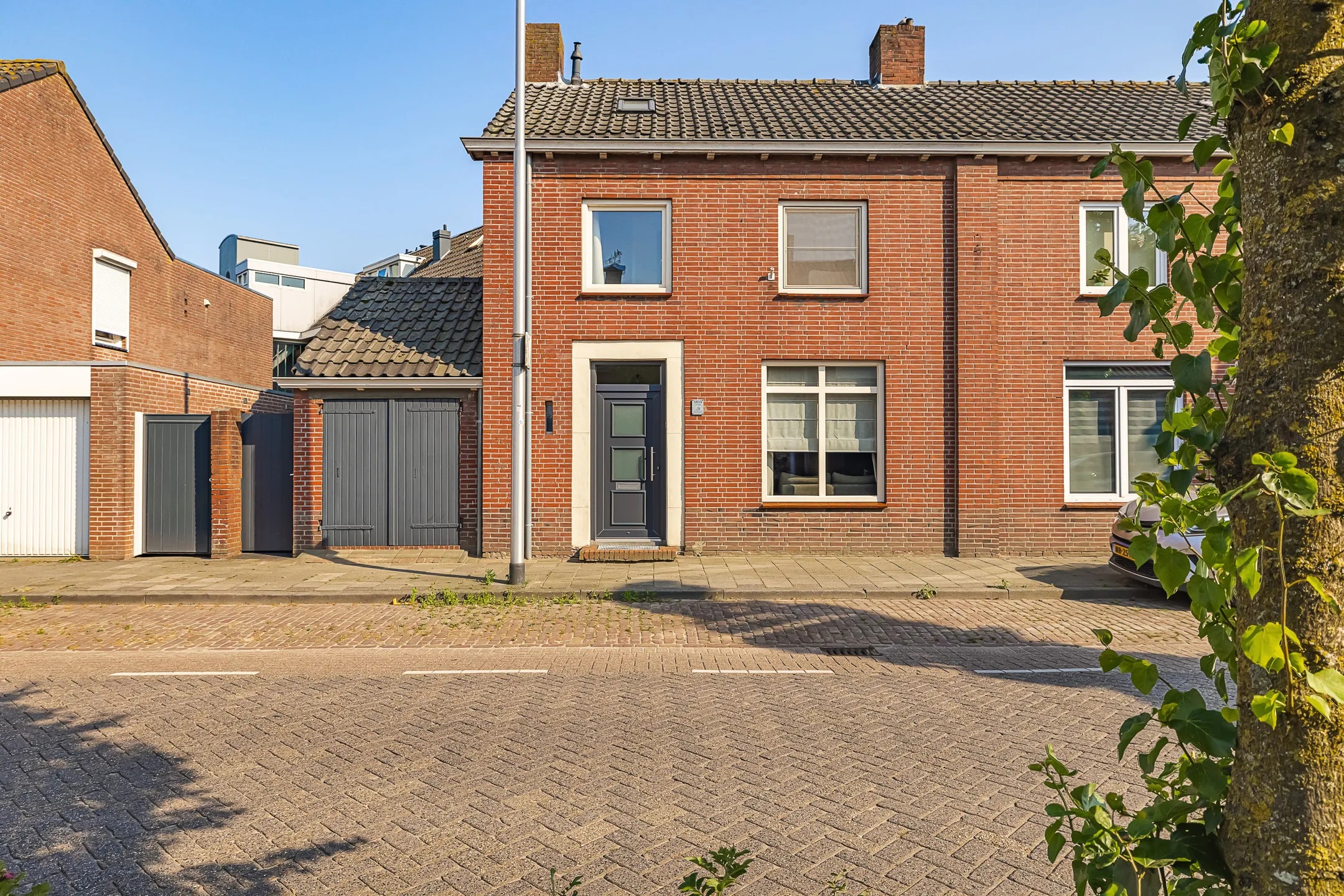 2-onder-1-kapwoning Achtmaalseweg 183 a in Achtmaal