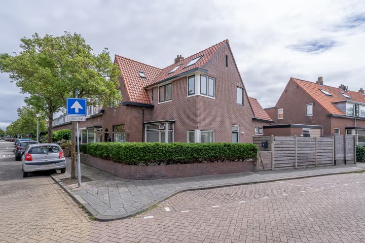 Hoekwoning Gladiolenstraat 9 in Den Helder