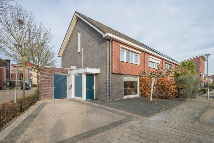 Hoekwoning Beekpunge 102 Tegelen