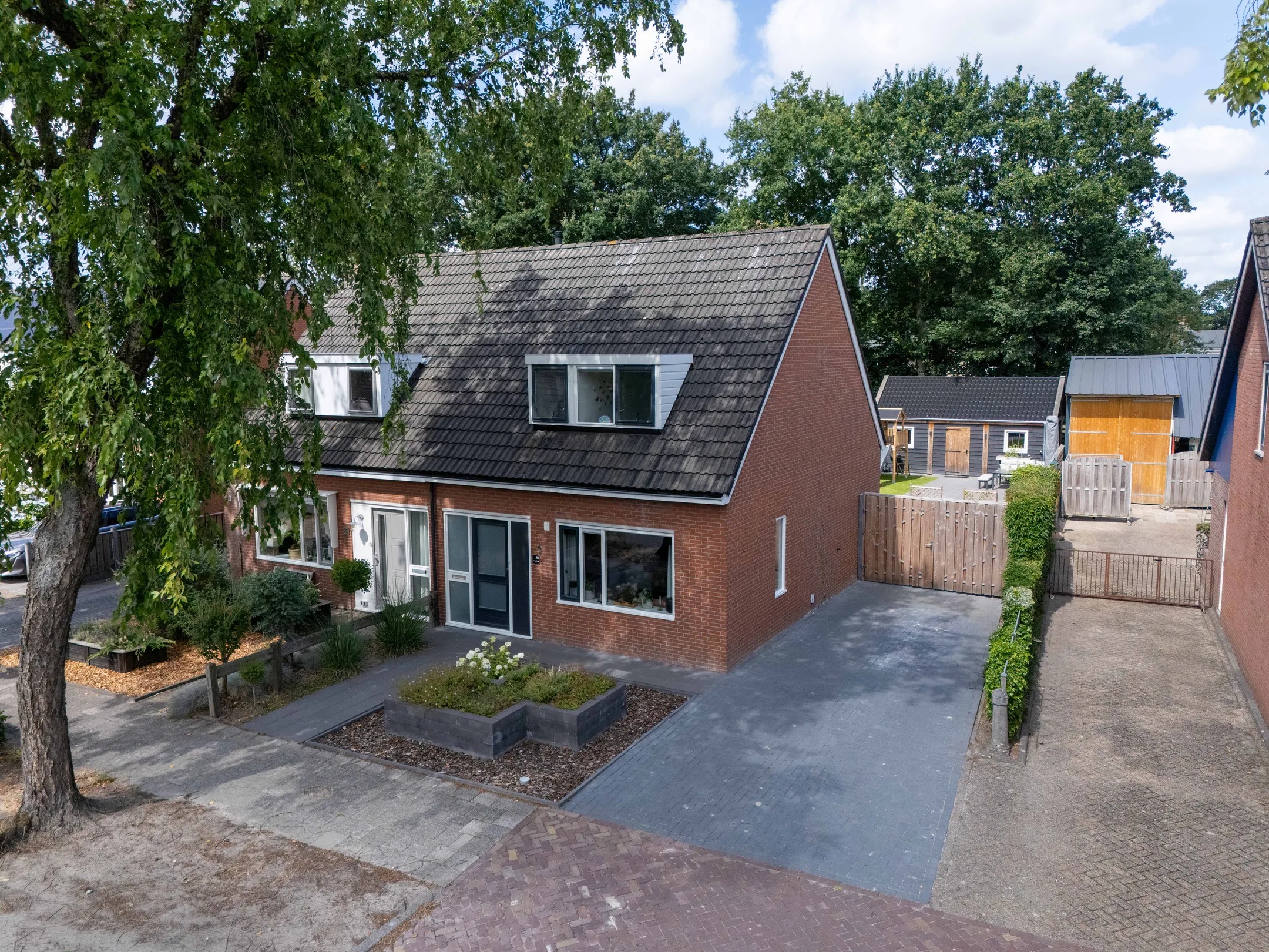2-onder-1-kapwoning Master Hoeksmawei 20 in Drogeham
