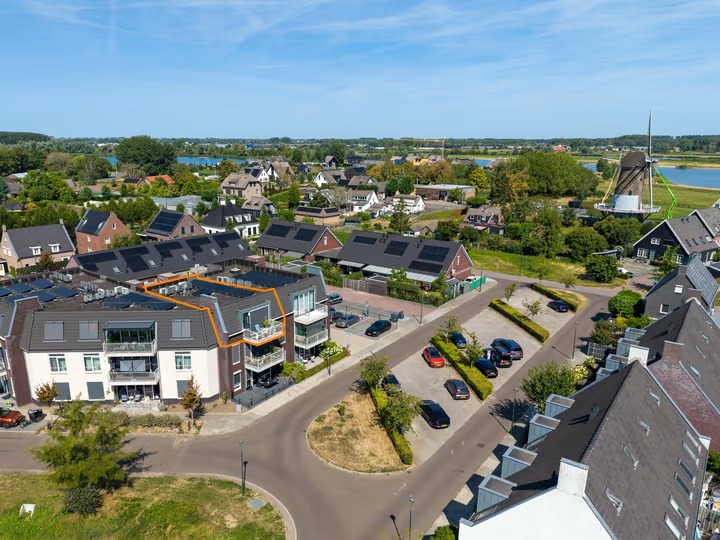 Bovenwoning Verzetsplein 51 in Veen