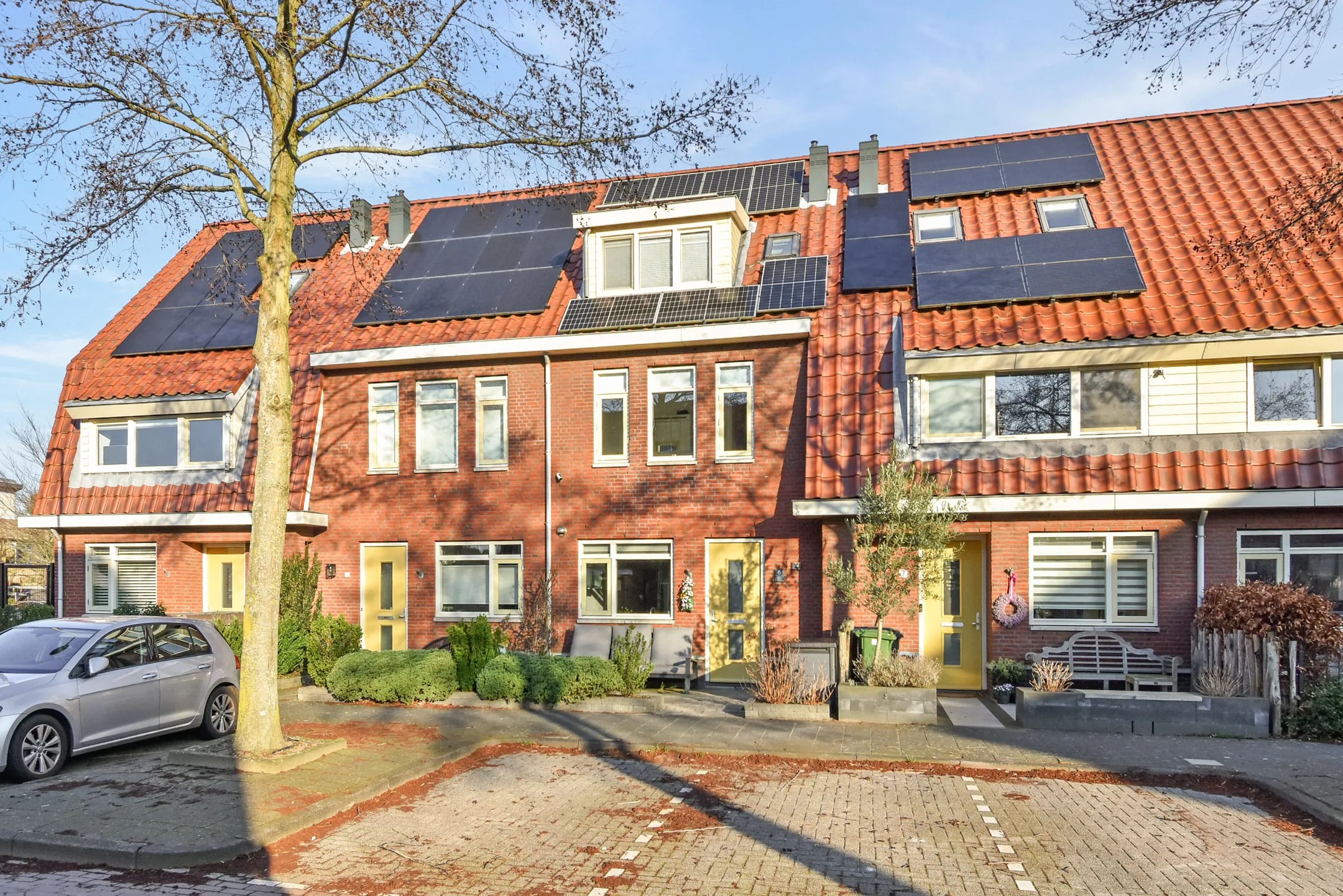 Tussenwoning Albert van Schoonhovenlaan 5 in Wateringen