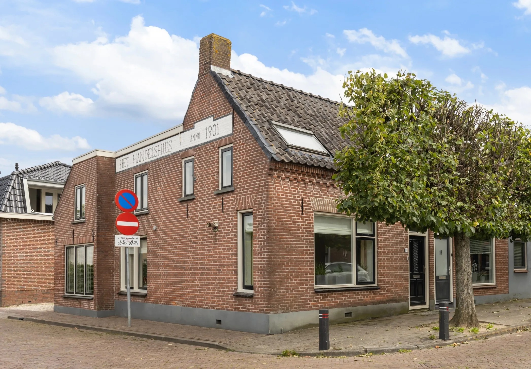 Halfvrijstaande woning Kerkstraat 14 in Beesd