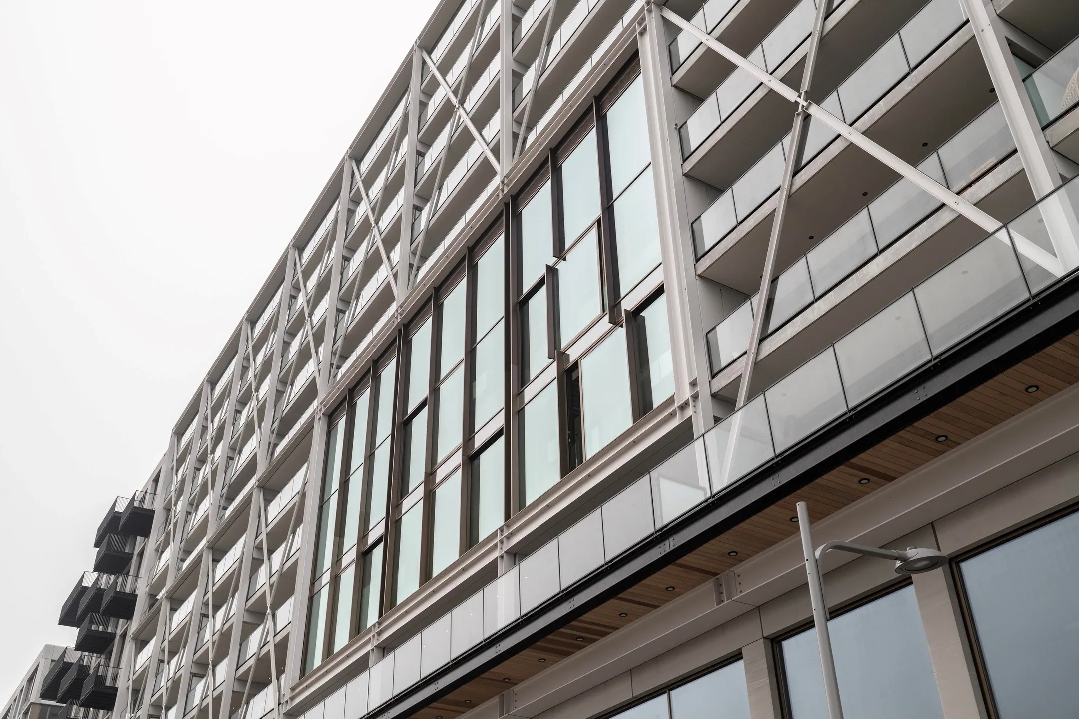 Galerijflat Rijnhavenkade 198 in Rotterdam