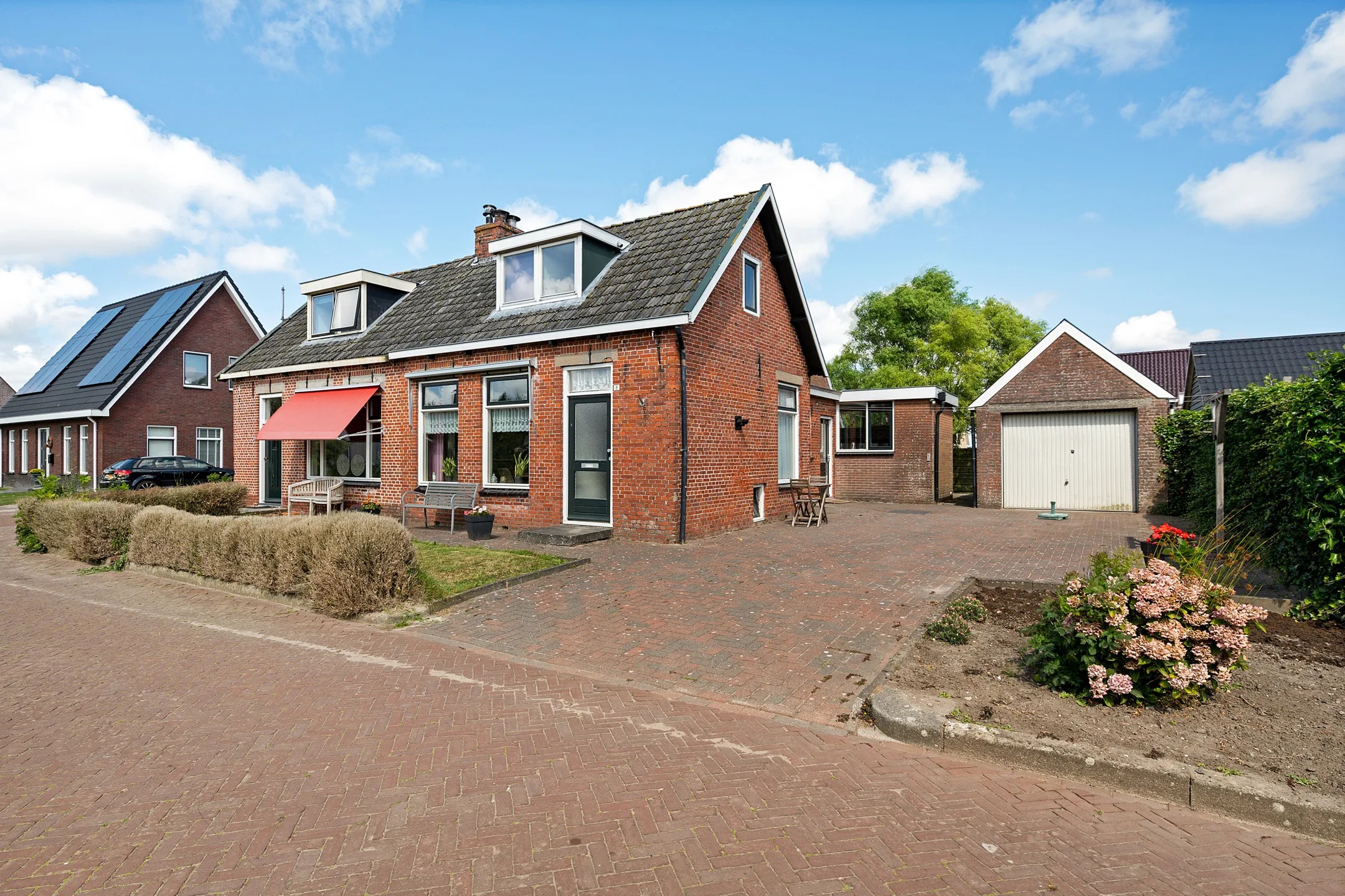 2-onder-1-kapwoning De Singel 8 in Eanjum
