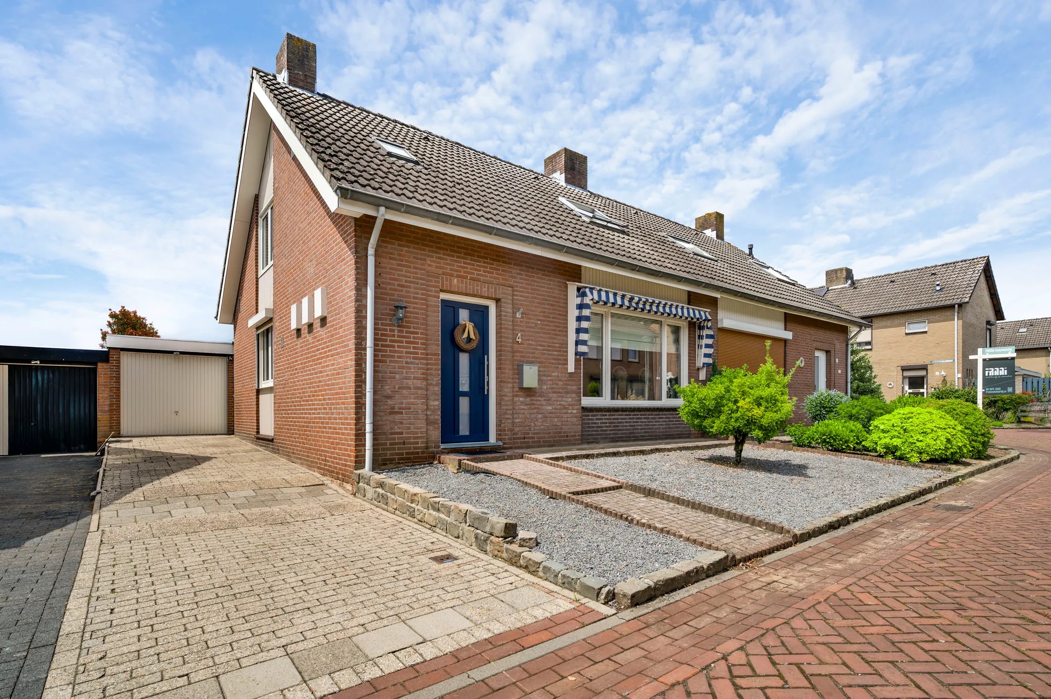 2-onder-1-kapwoning Lindenstraat 4 in Maasbree