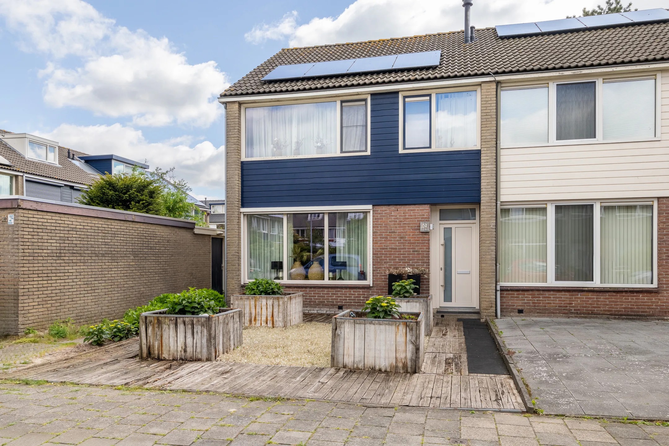Hoekwoning Adriaan Blommestraat 12 in Breda